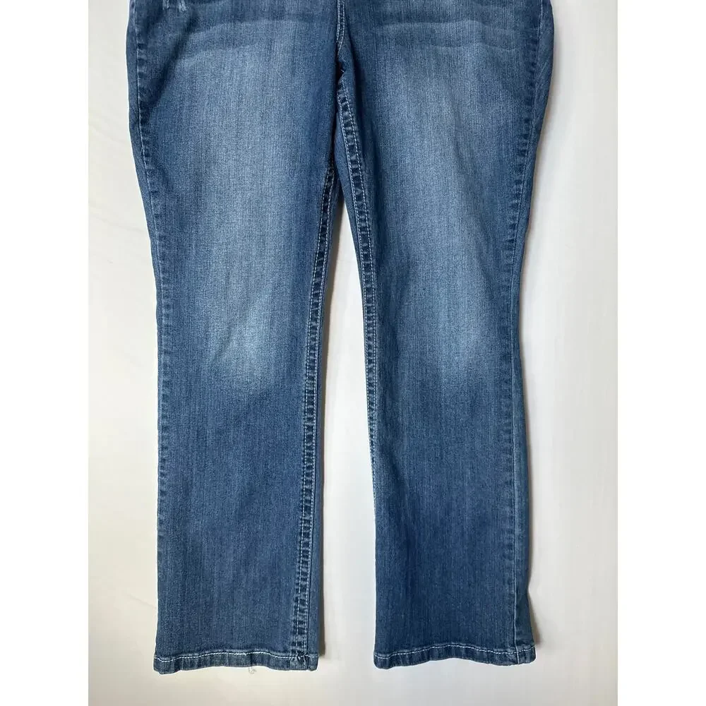 Maurices 🌿 Women’s Size 20 Long Jeans Medium Wash Stretch Denim - Picture 3 of 11